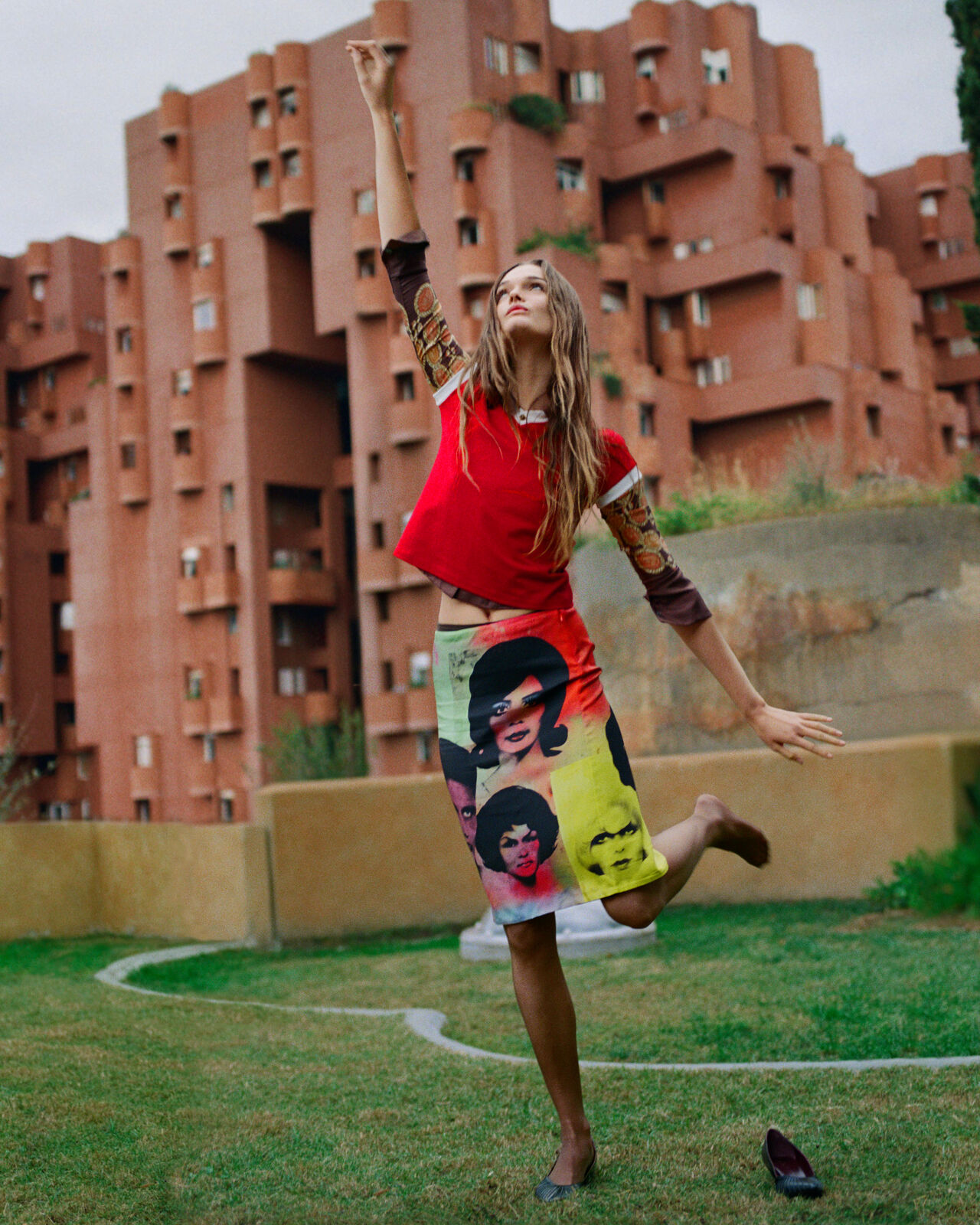 Vogue Spain Cover - Lulu - Image 3